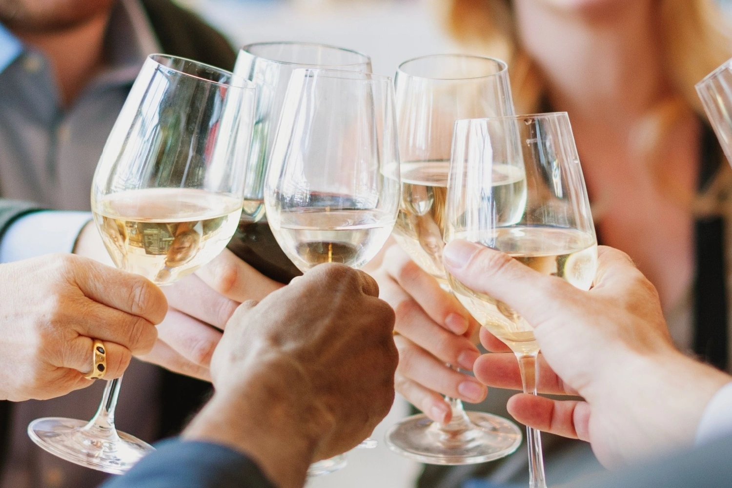 brindisi con prosecco e spumante